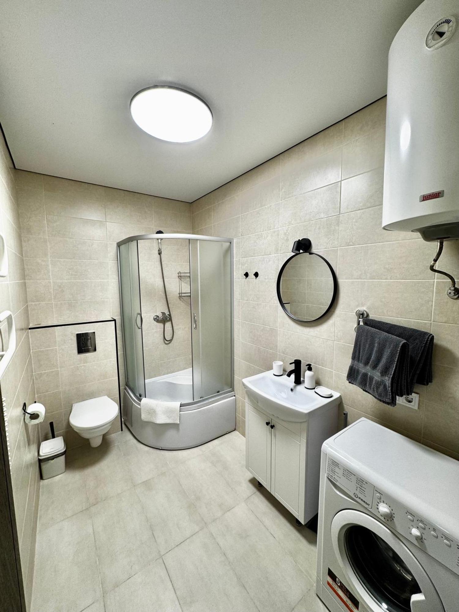 City Rooms Apartments Odessa Exteriör bild